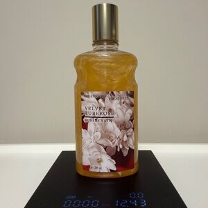 Bath & Body Works Pleasures Velvet Tuberose Bubble Bath 10 FlOz NOS Discontinued